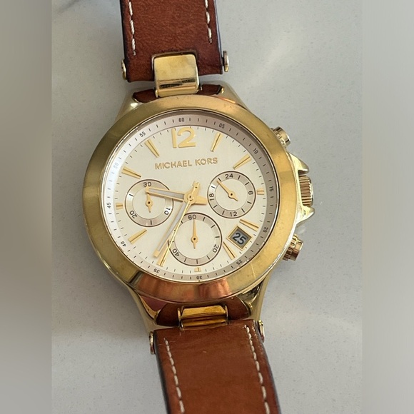 Michael Kors WRAP AROUND leather watch - Picture 6 of 6